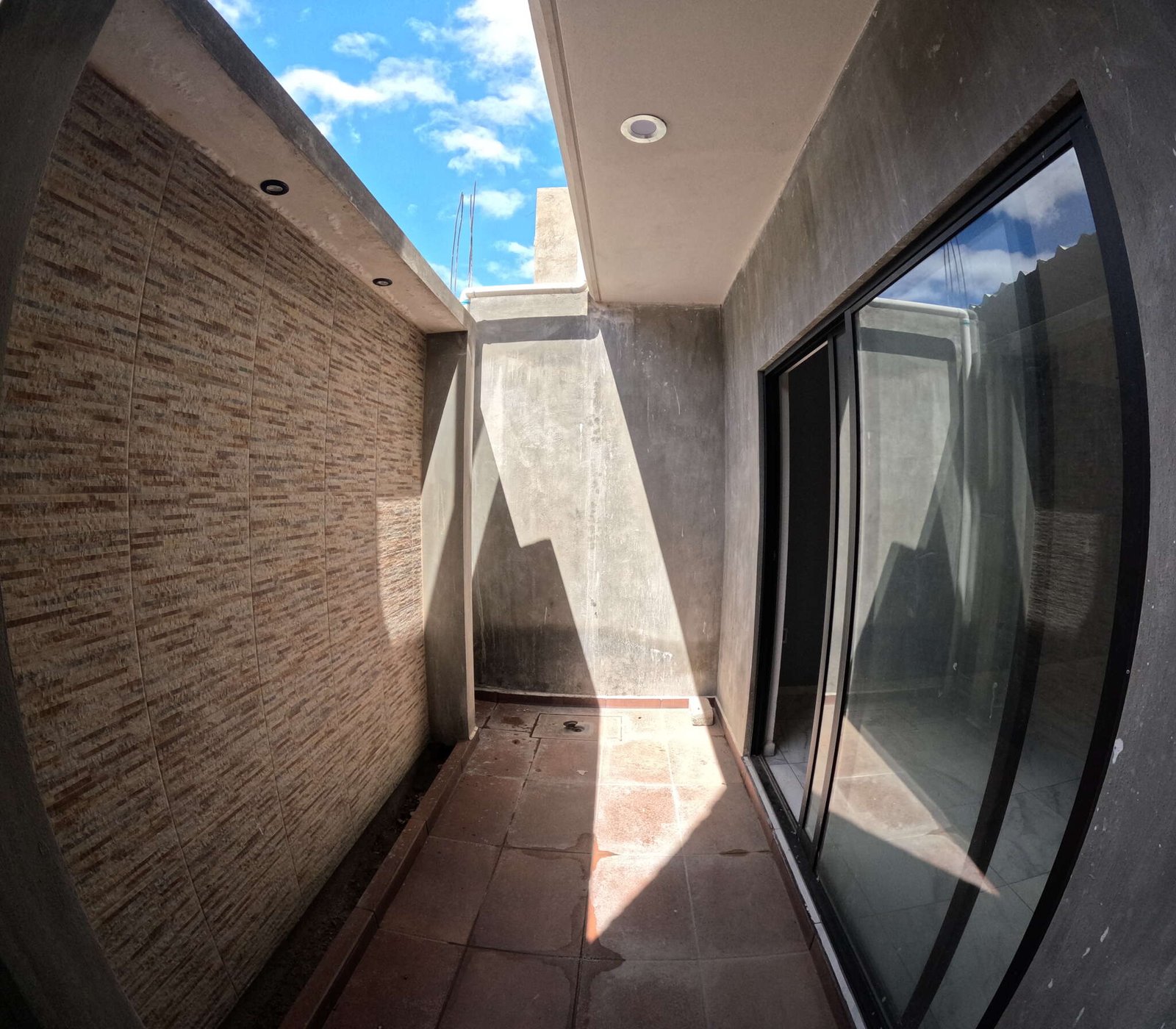 DCIM100GOPROGOPR1050.JPG